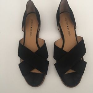 Lucky Brand Black Leather Criss Cross Sandal